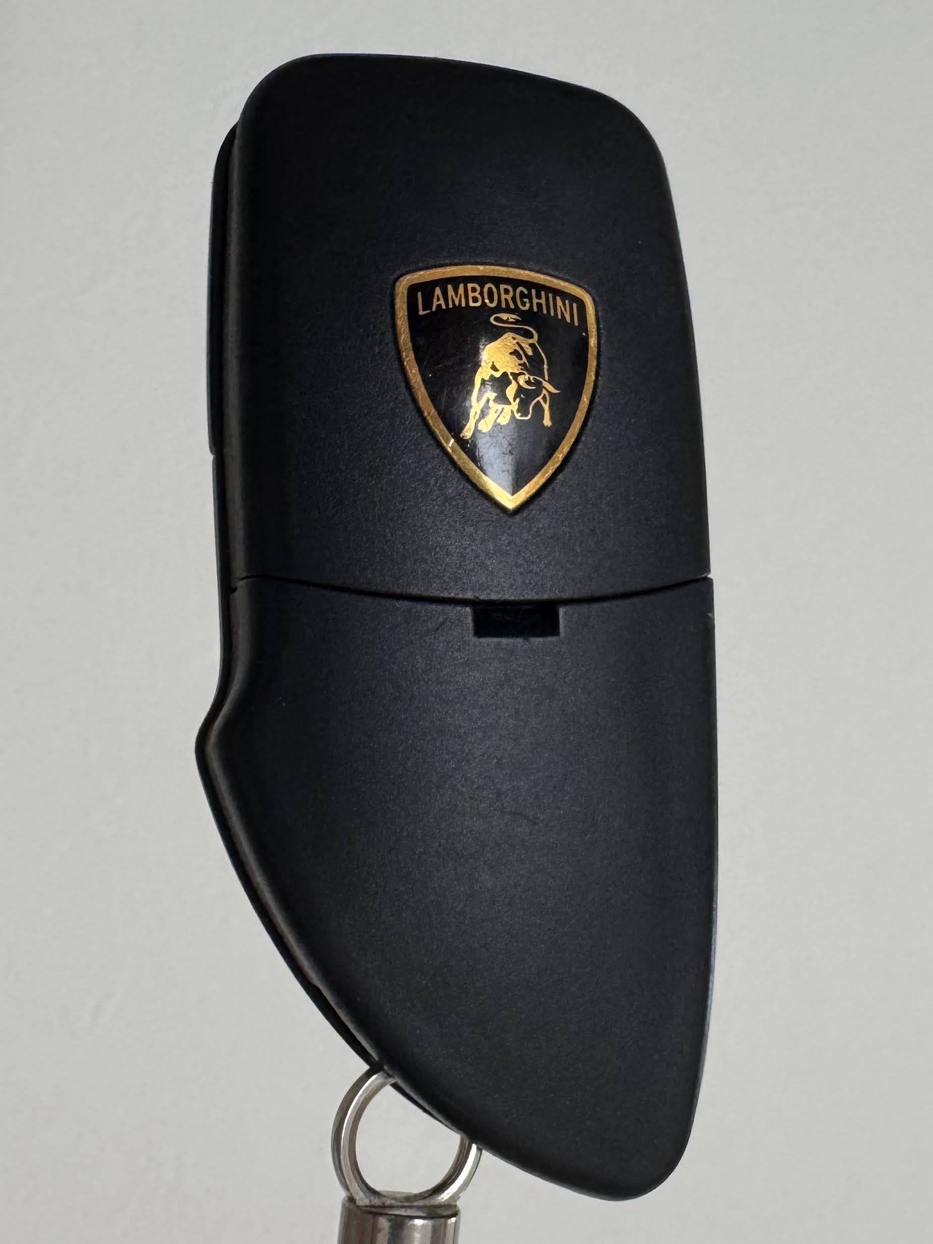 本物ランボルギーニガヤルド鍵　新品 IMG_1630.jpg